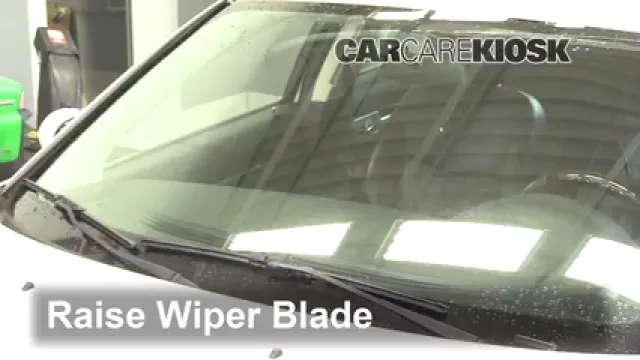 2010 Chrysler Sebring LX 2.7L V6 Sedan (4 Door) Balais essuie-glace avant Changer les balais des essuie-glace